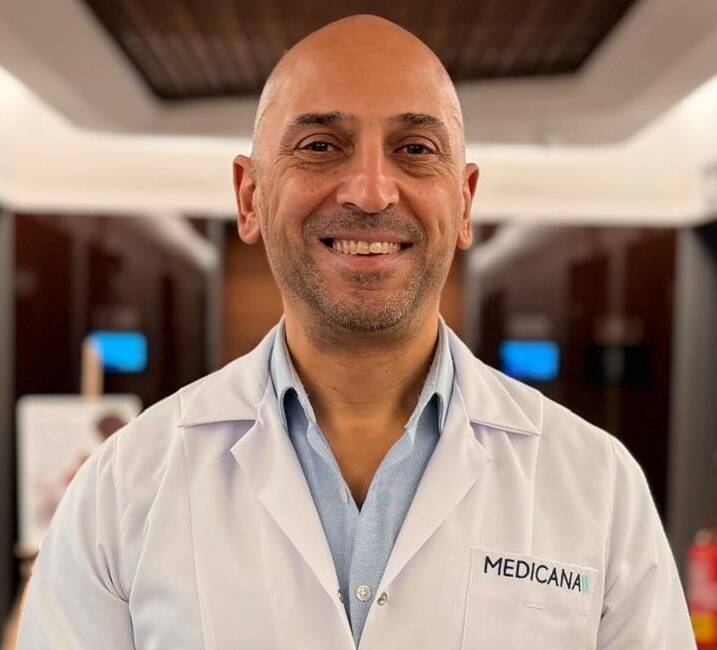 Medicana Ataköy Hastanesi İç Hastalıkları Bölümü Uzmanı Dr. Burak Uzel,
