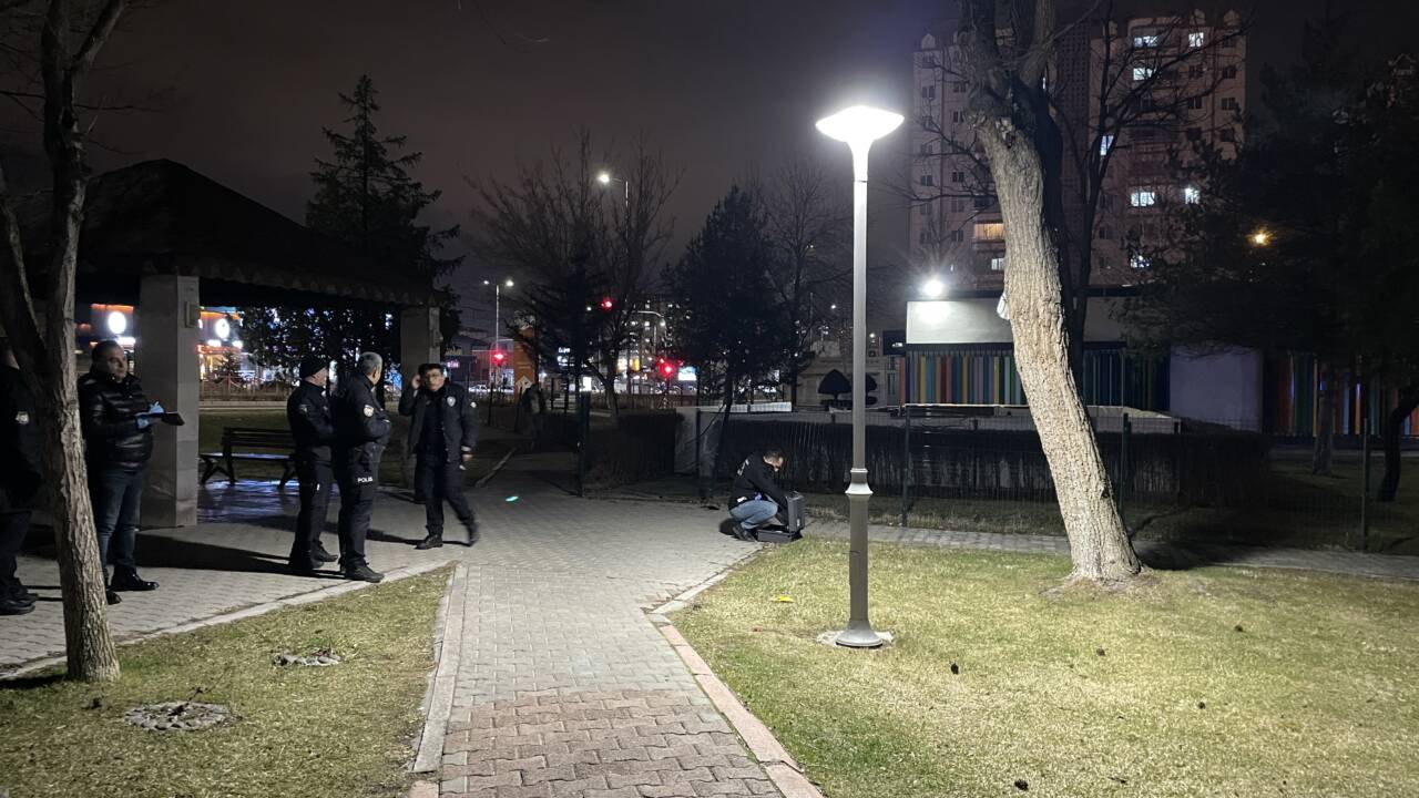Kayseri'nin Kocasinan ilçesinde iki grup arasında çıkan kavgada tüfekle vurulan