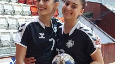 Aksaray Belediyespor Hentbol Takımı, İzmir BŞB Spor karşılaşmasında etkili hücum