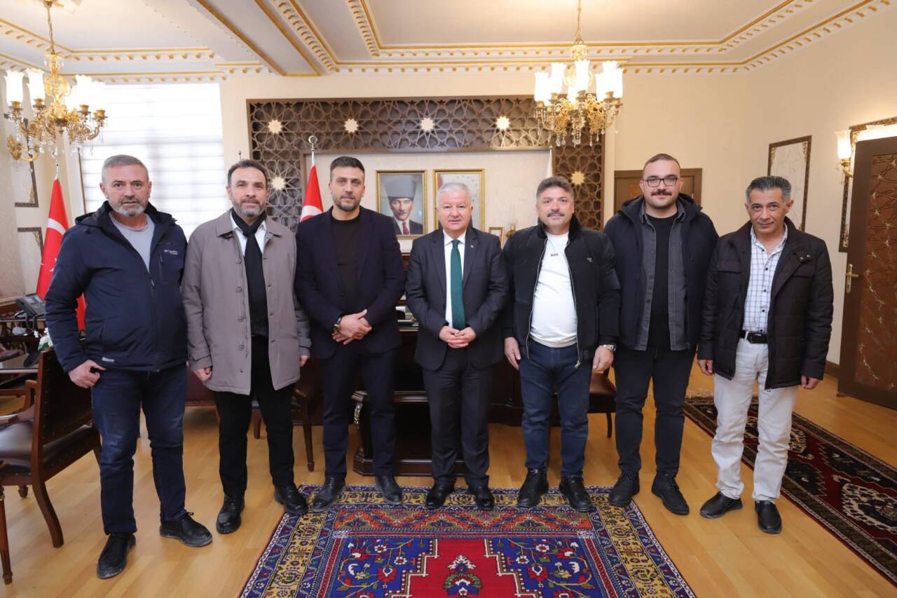 Aksaray OSİAD Başkanı Serdar Öngün ve dernek üyeleri, Aksaray Valisi