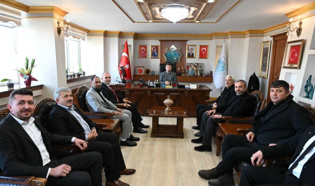 Aksaray Madeni Sanatkârlar ve Tamirciler Esnaf Odası başkanlığına seçilen Murat