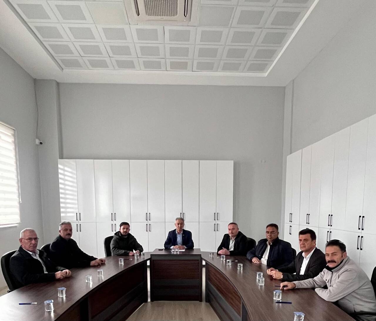 Eskil Belediyesi, Şubat ayı meclis toplantısında aldığı kararla ilçeye uzun
