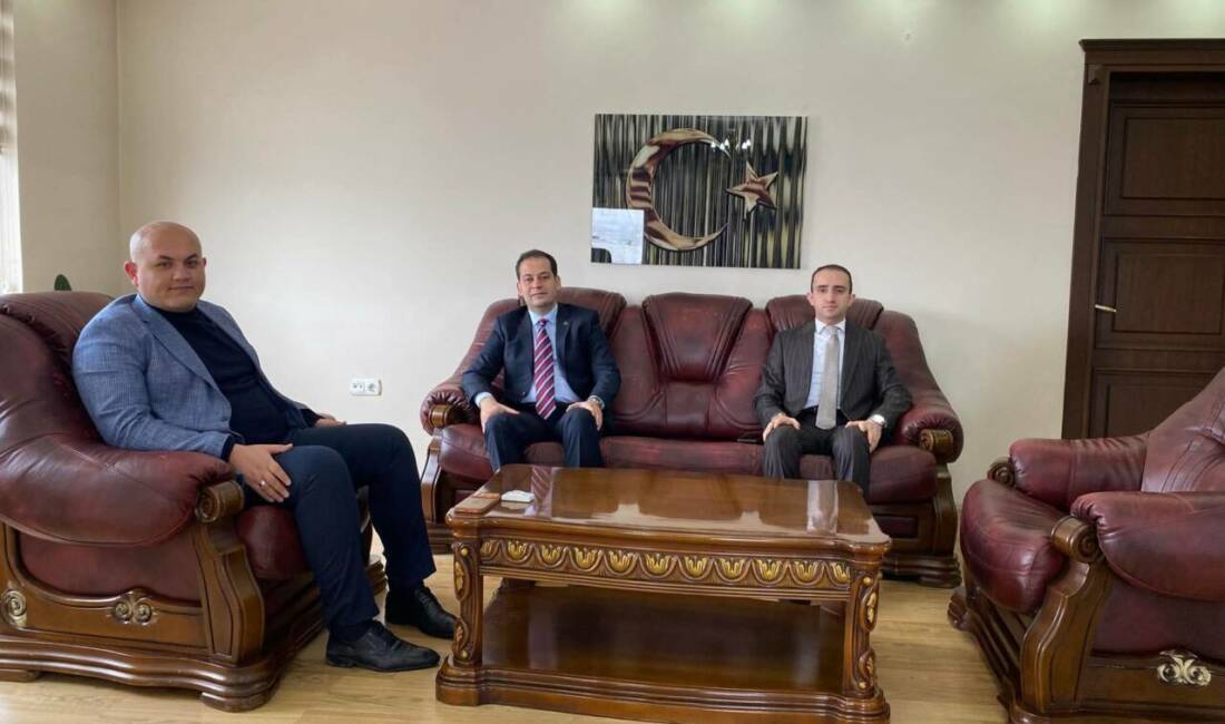 Ağaçören’de dikkat çeken bir ziyaret gerçekleşti. Evren Kaymakamı Taha Uygur