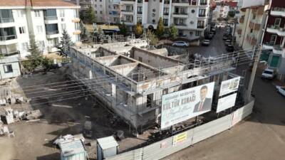 Aksaray Belediyesi, Çerdiğin Mahallesi’nde yıkılmaya yüz tutmuş ve yok olma