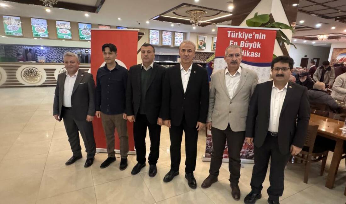 Memur-Sen ve Eğitim-Bir-Sen Şube Başkanı Murat Görmez, basınla iftar sofrasında