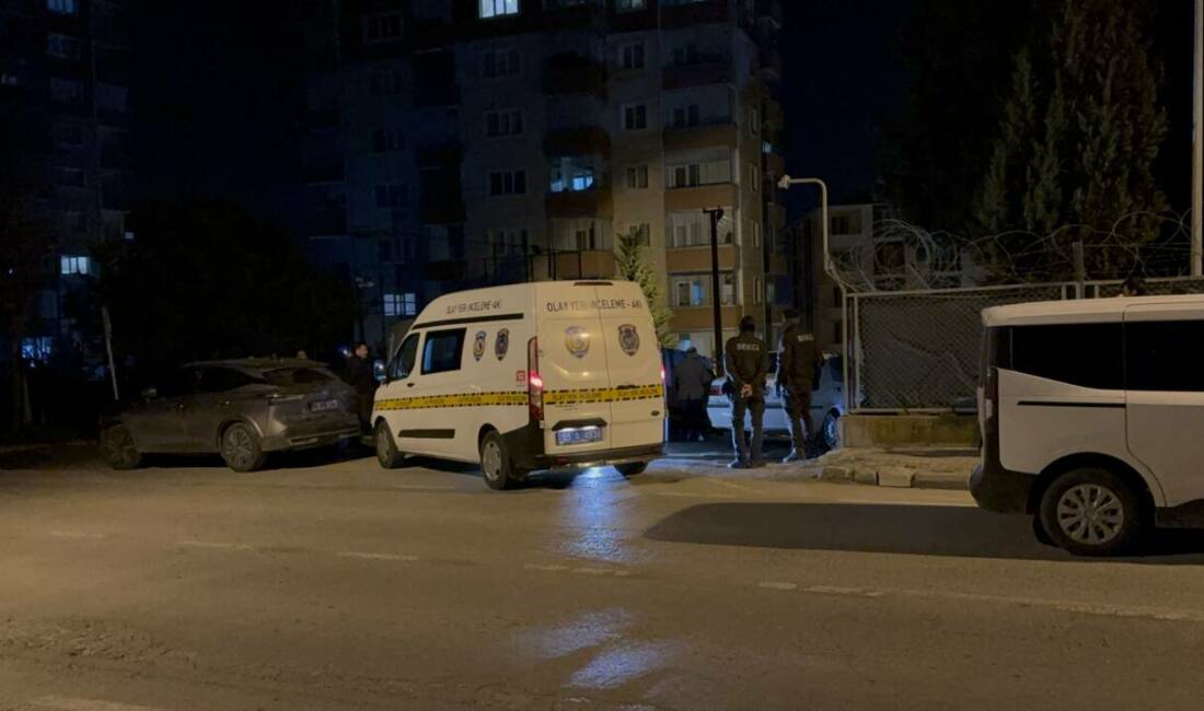 Samsun’un İlkadım ilçesinde maskeli 2 kişinin motosikletle seyir halindeyken hafif