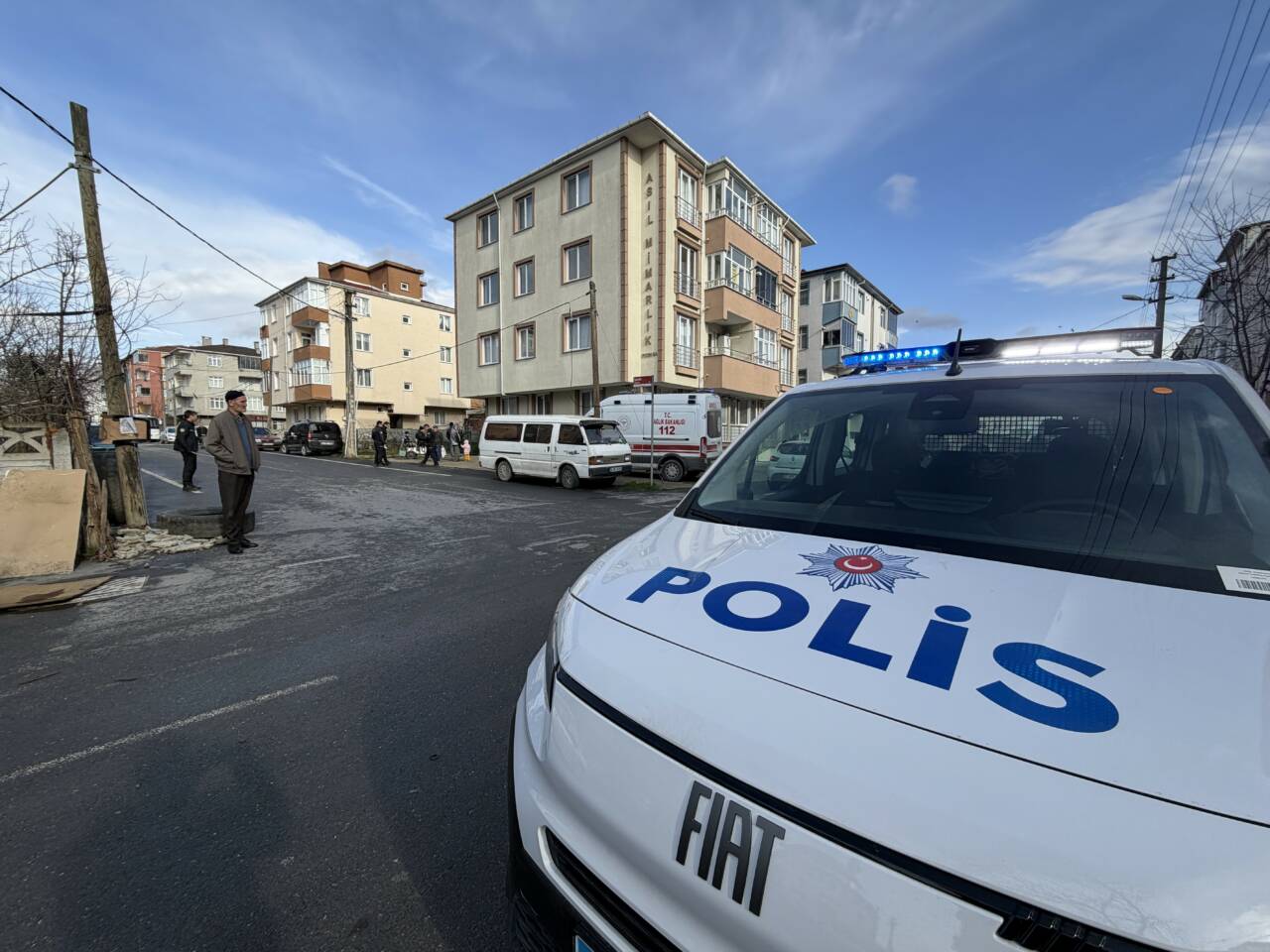 Tekirdağ’ın Kapaklı ilçesinde 60 yaşındaki kadın evinde ölü bulundu.