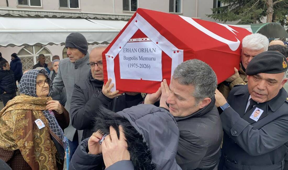 Tunceli İl Emniyet Müdürlüğü Asayiş Şube Müdürlüğü'nde görevli Kıdemli Başpolis