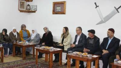 Aksaray Aile ve Sosyal Hizmetler İl Müdürlüğü tarafından huzurevinde anlamlı