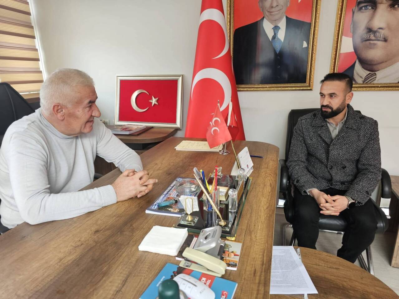 MHP Aksaray Milletvekili Ramazan Kaşlı, İl Teşkilatı’nda yöneticiler ve vatandaşlarla