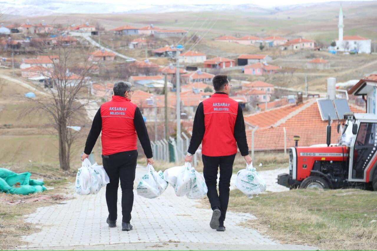 Ramazan ayı kapsamında köylerde pide dağıtımı gerçekleştirildi. Nurgöz, Boyalı ve