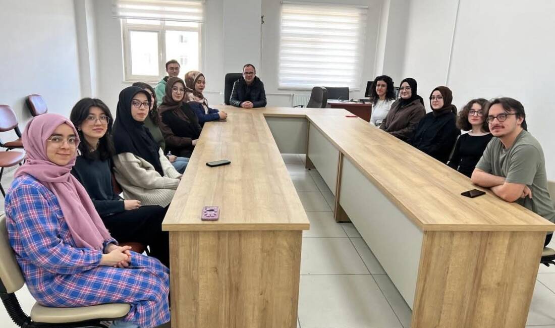 Aksaray Üniversitesi Tıp Fakültesi’nde akademik danışmanlık süreci hem bireysel görüşmeler