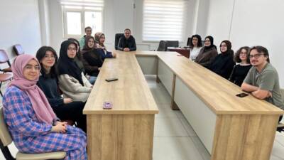 Aksaray Üniversitesi Tıp Fakültesi’nde akademik danışmanlık süreci hem bireysel görüşmeler