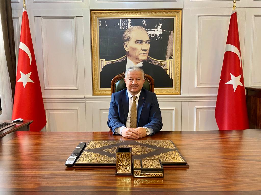 Aksaray Valisi Murat Duru, 6 Şubat 2023 tarihinde gerçekleşen depremlerin