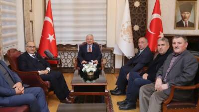 Aksaray Merkez İlçe Süt Üreticileri Birliği yönetimi, göreve başlayan Vali