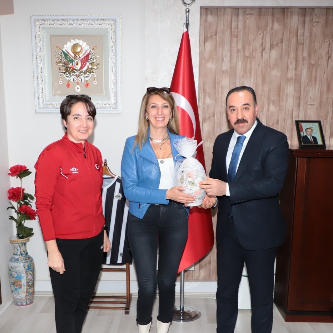 Türkiye Badminton Federasyonu Disiplin Kurulu Başkanı Gamze Kurban ile milli