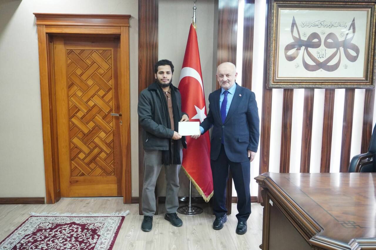 İl Müftüsü Veysel Işıldar, Aksaray Üniversitesindeki uluslararası öğrencilerle bir araya