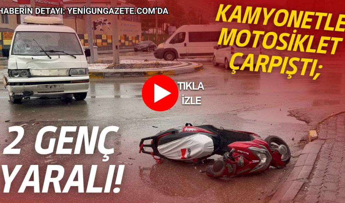 Selçuk Bulvarı’ndaki kavşakta kamyonetle çarpışan elektrikli motosikletteki iki kişi yaralandı;