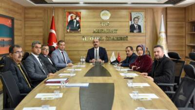 Aksaray İl Özel İdaresi bünyesinde gerçekleştirilen İl Encümen Toplantısı, Vali
