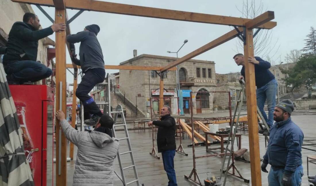 Güzelyurt Belediyesince yürütülen Çarşı Meydanı Düzenleme Projesi kapsamında, belediye personeli