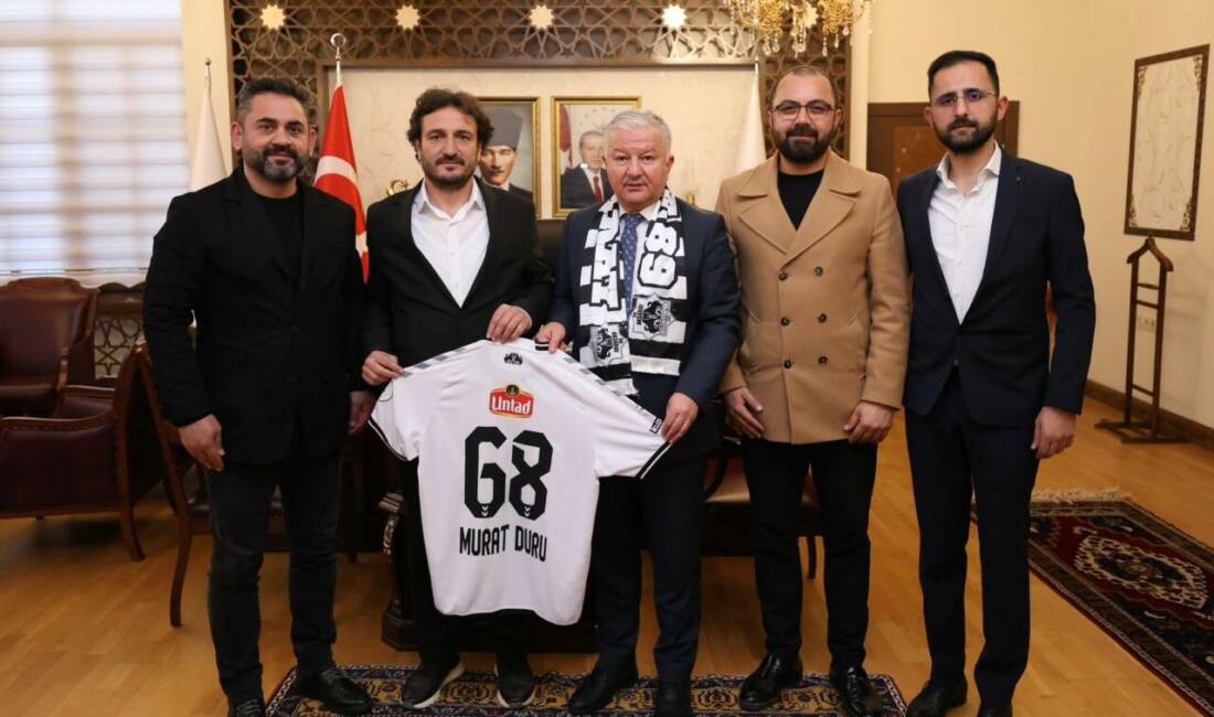 Kuzeyboru 68 Aksarayspor’dan Valilik ziyareti: Yeni döneme spor vurgulu mesaj Kuzeyboru 68 Aksarayspor Başkanı Cem Çorakçı ve yönetim kurulu üyeleri,