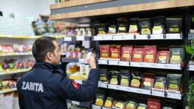 Aksaray Belediyesi Zabıta ekipleri, Ramazan öncesi kent genelindeki marketlerde SKT,