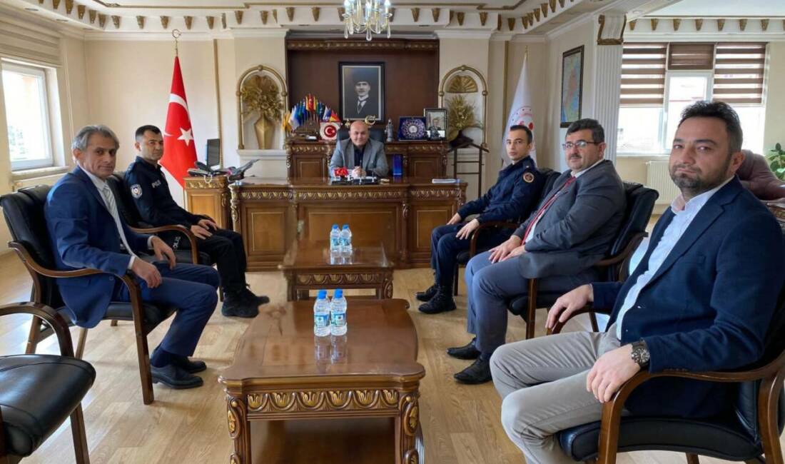 Ortaköy İlçe Milli Eğitim Müdürü Mehmet Uzun ve İlçe Milli