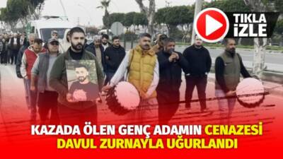 Mersin’in Tarsus ilçesinde motosiklet kazasında hayatını kaybeden genç adamın cenazesi,