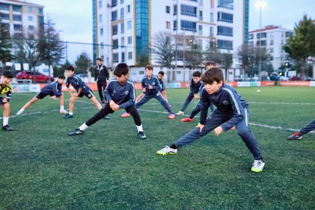 Aksaray Belediyesi tarafından yürütülen altyapı çalışmaları kapsamında U-13 ve U-14