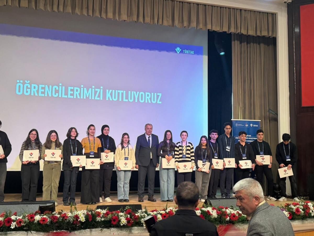 TÜBİTAK Lise Öğrencileri Araştırma Projeleri Bölge Finali’nde Aksaray Bilim ve