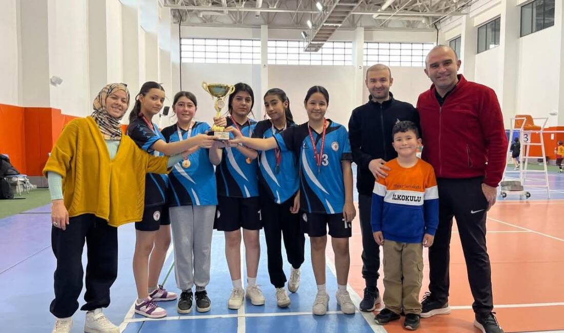 Okul Sporları kapsamında düzenlenen Yıldızlar Badminton İl Birinciliği müsabakaları tamamlandı.