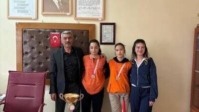 Aksaray’da düzenlenen 2025–2026 Eğitim Öğretim Yılı Okul Sporları Yıldız Kızlar