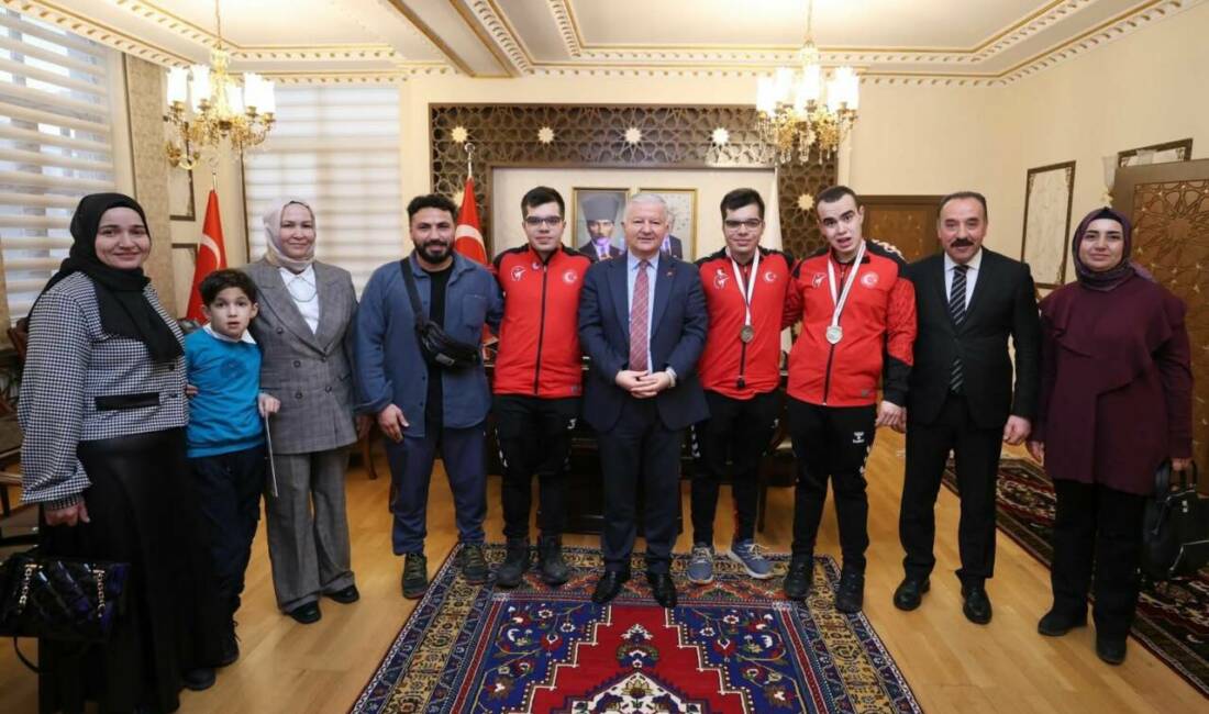 Bulgaristan’daki Avrupa şampiyonluklarıyla tarih yazan Aksaraylı milli sporcular, Aksaray Valisi