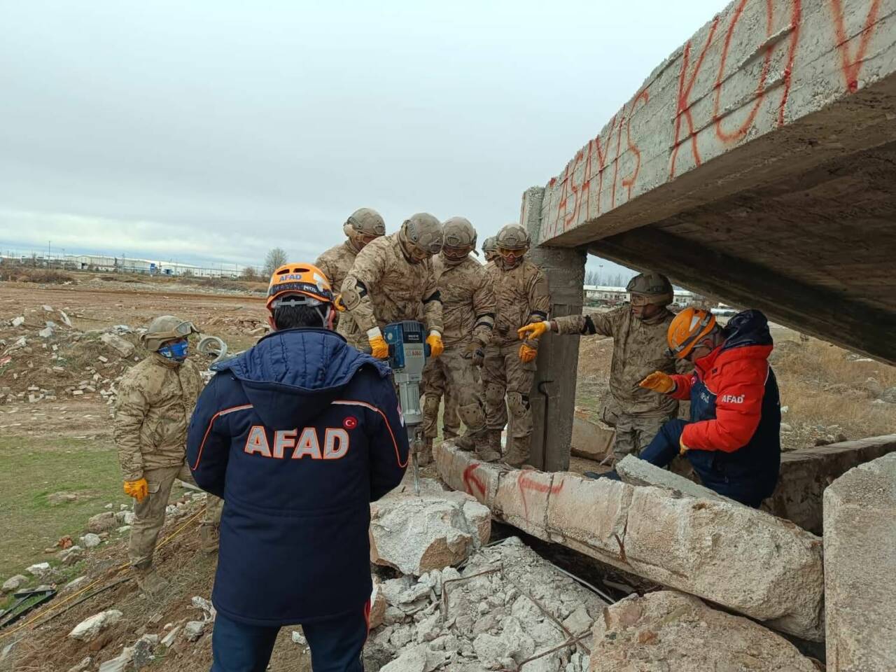 Aksaray İl AFAD eğitmenleri, İl Jandarma Komutanlığı personeline yönelik düzenlenen
