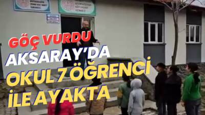 Aksaray’da okul 7 öğrenci ile eğitim vermeye devam ediyor. Azalan