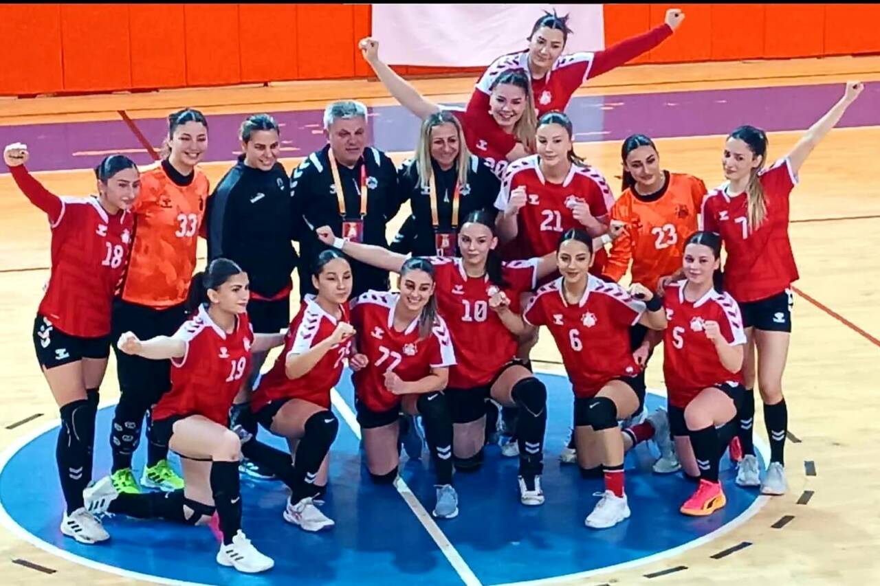 Türkiye Kadınlar Hentbol 1. Lig A Grubu 13. hafta mücadelesinde