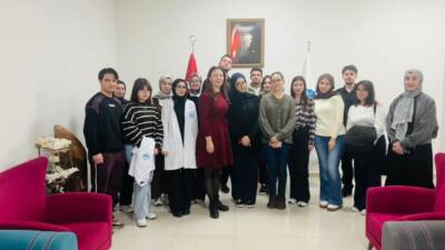Aksaray Üniversitesi Tıp Fakültesi’nde akademik danışmanlık faaliyetleri devam ediyor. Öğrenciler,