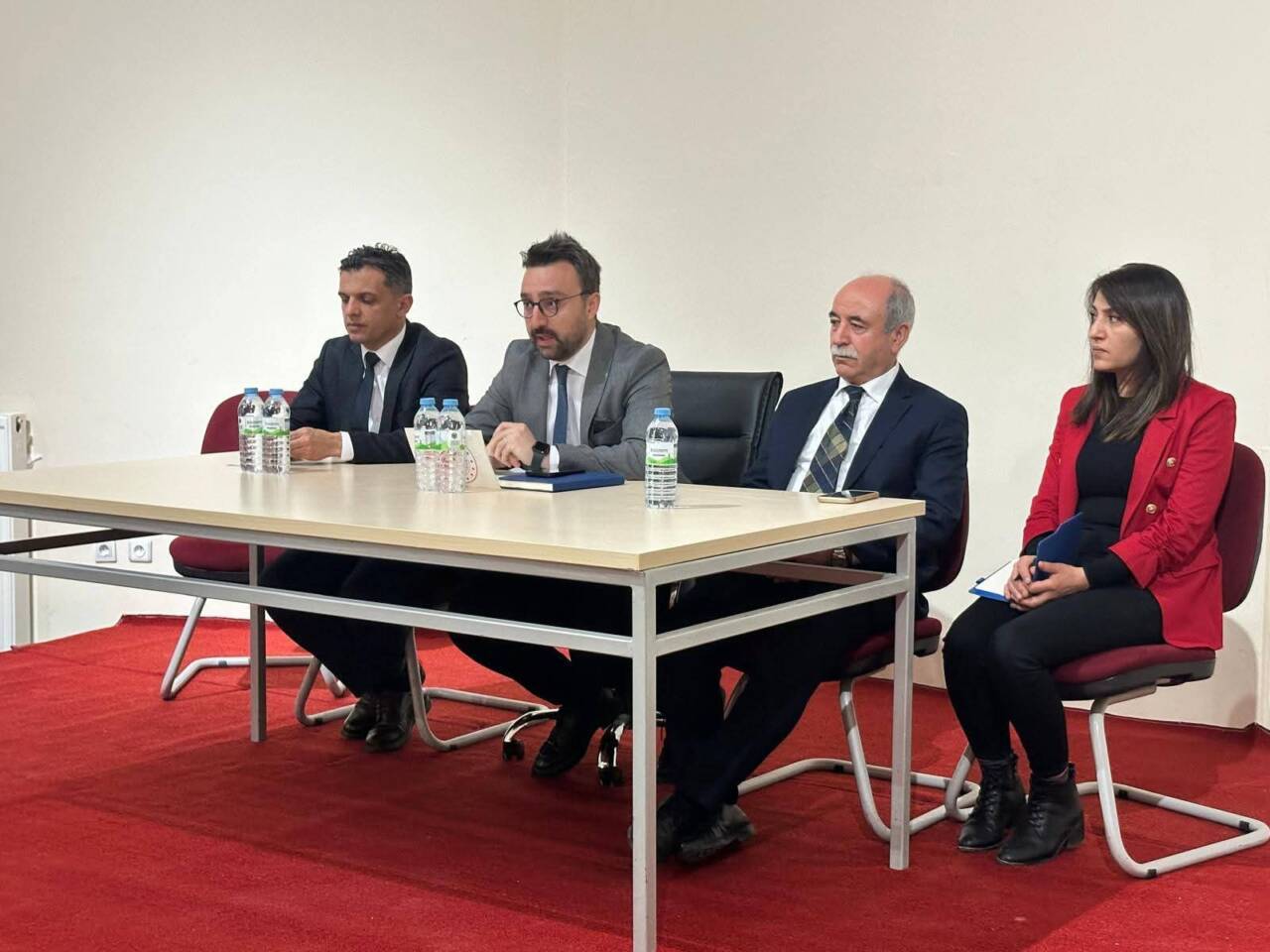Kültür ve turizm alanında görev yapan kamu personeli, hizmet kalitesini