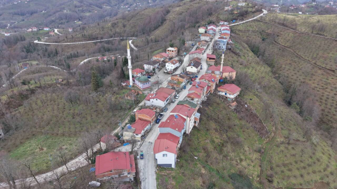 Türkiye'de eşi ve benzeri bulunmayan, Karadeniz fıkrası gibi olan mahallede