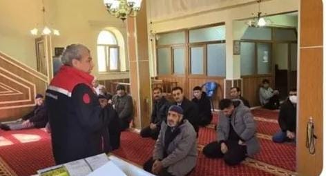 Aksaray’da düzenlenen Cuma Buluşmaları kapsamında çiftçilerle bir araya gelindi. Toplantılarda