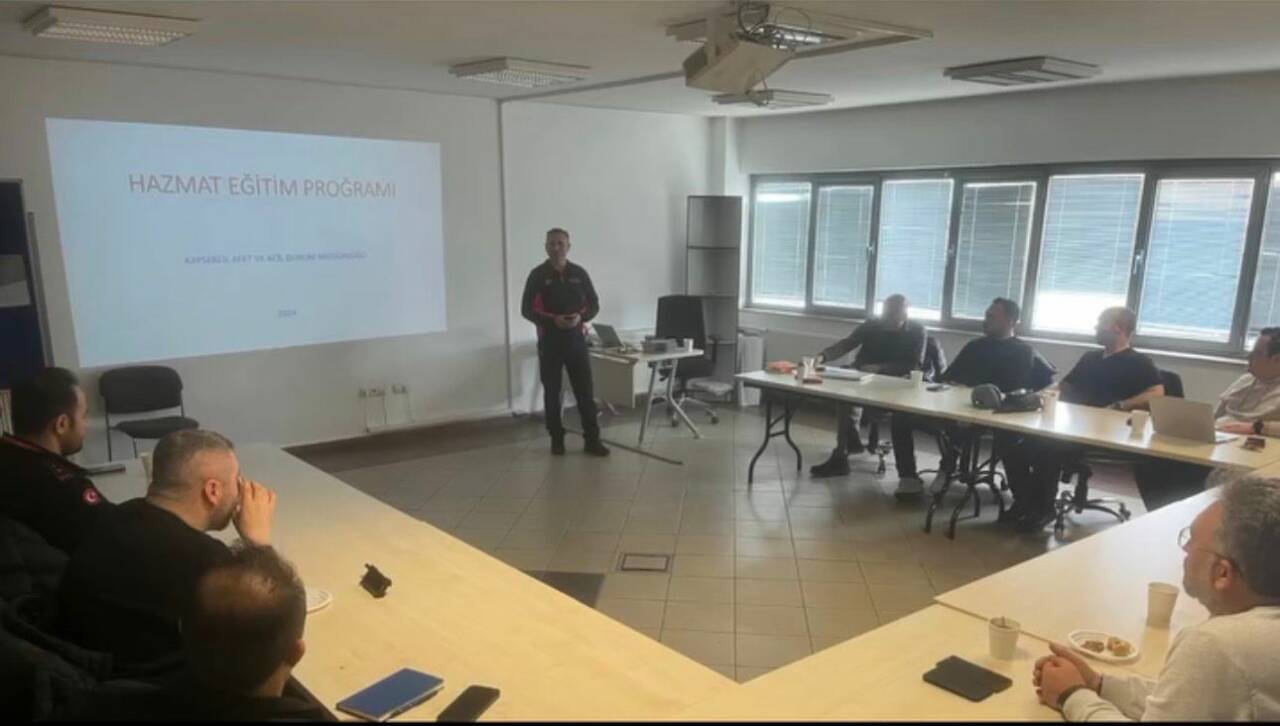 AFAD Akreditasyon Sistemi kapsamında Aksaray’da, Mercedes-Benz A.Ş. Arama Kurtarma Ekibine