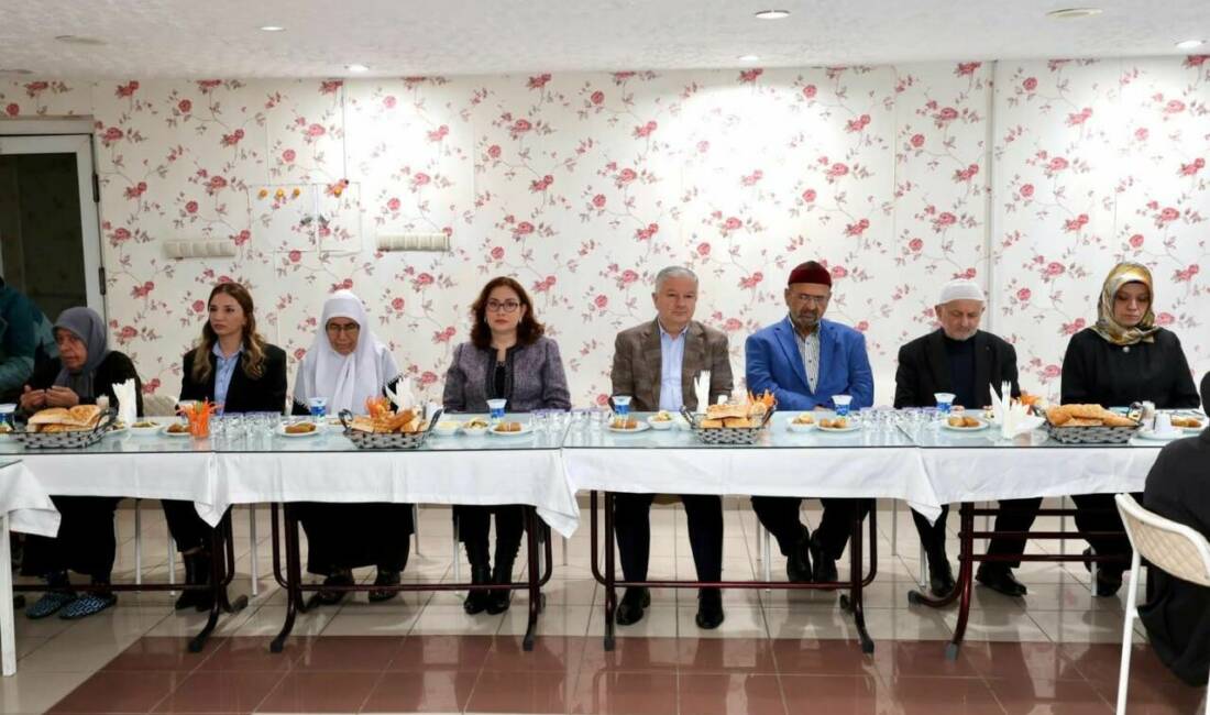 Aksaray Valisi Murat Duru ve eşi Elif Duru, Abdülkadir Üçyıldız