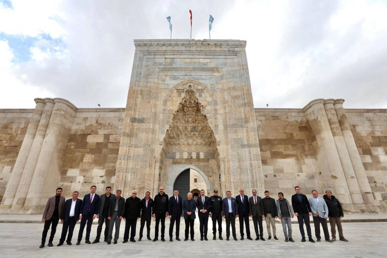 Aksaray Valisi Murat Duru, Sultanhanı ilçesinde 1229 yılında Anadolu Selçuklu