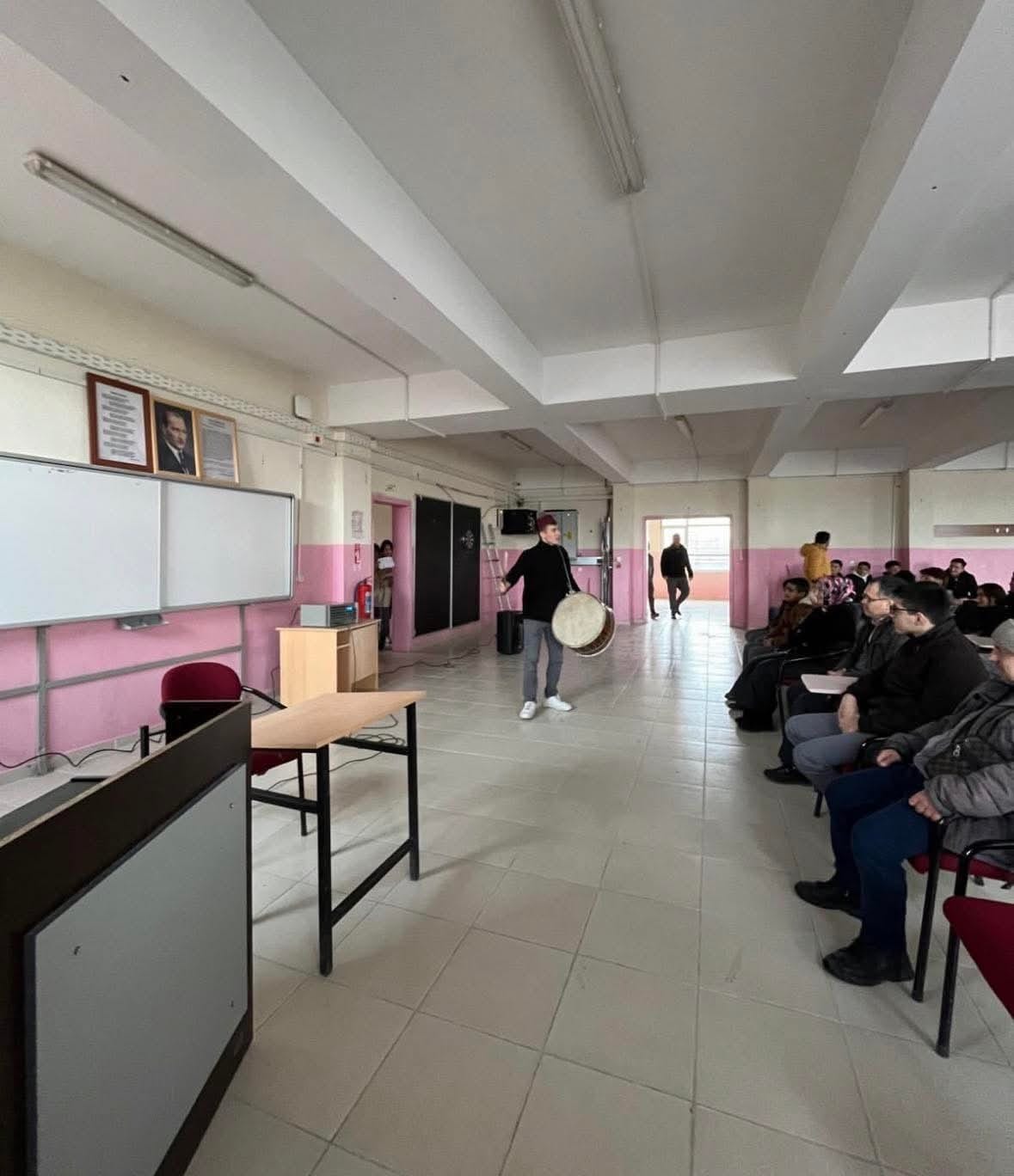 Ortaköy, Aksaray’da eğitim veren Ortaköy Mesleki ve Teknik Anadolu Lisesi’nde,