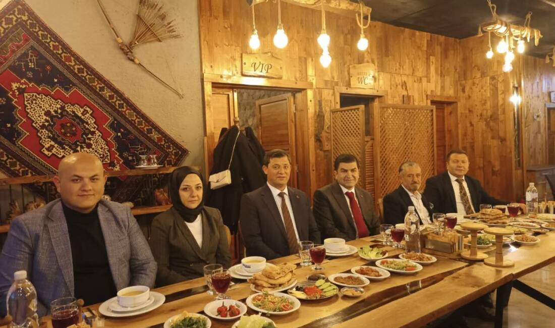 Aksaray Barosu tarafından her yıl düzenlenen geleneksel Ortaköy iftar yemeği,