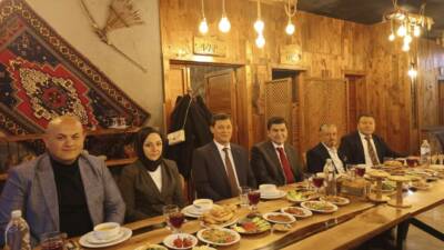 Aksaray Barosu tarafından her yıl düzenlenen geleneksel Ortaköy iftar yemeği,