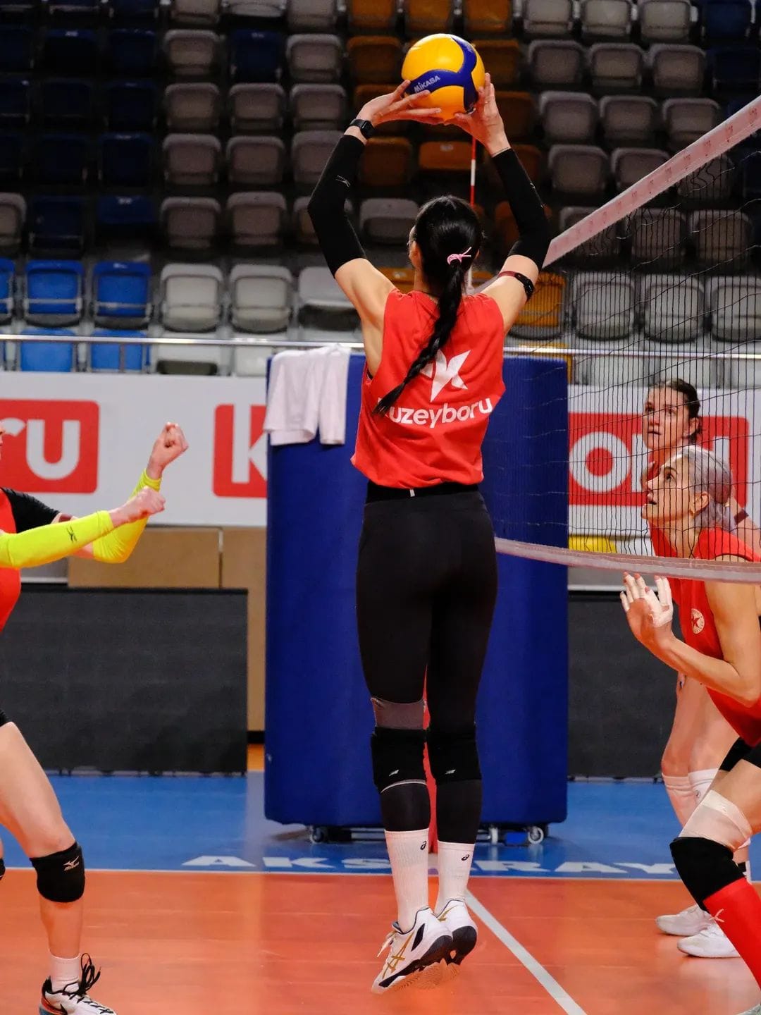 Vodafone Sultanlar Ligi ekiplerinden Kuzeyboru Spor Kulübü, Türk Hava Yolları