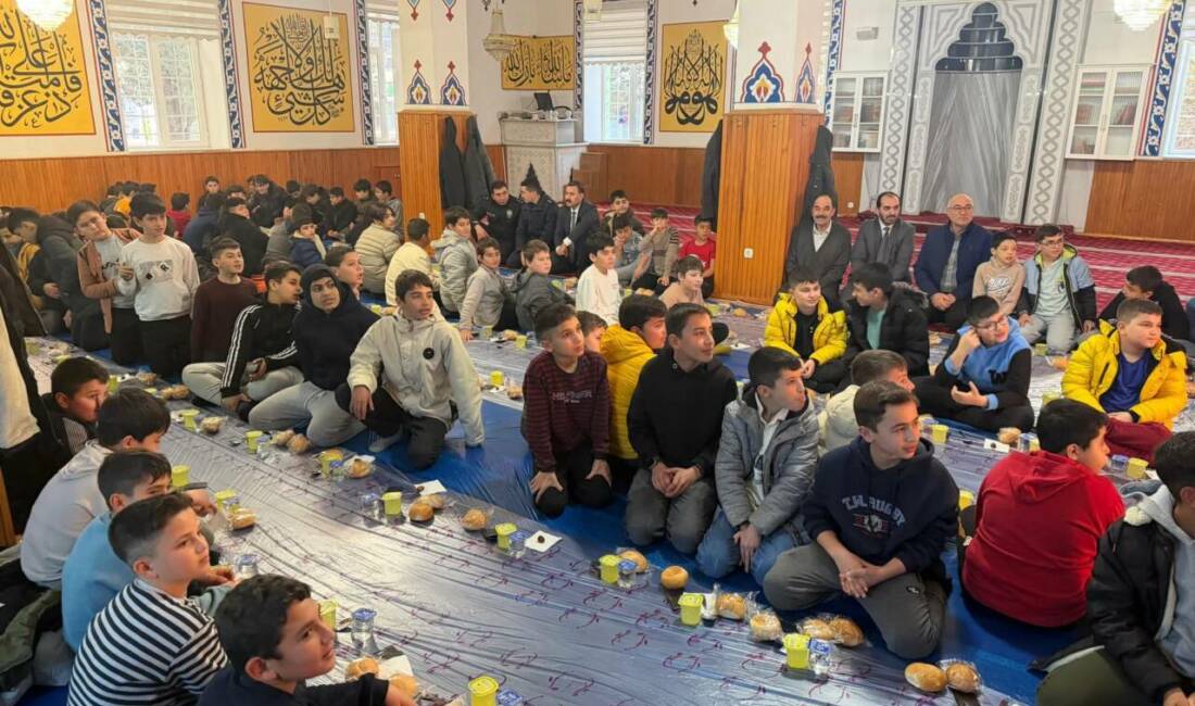 Sultanhanı’nda İlçe Müftülüğü tarafından düzenlenen “İlk Orucum, İlk İftarım” etkinliğinde