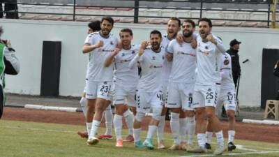 TFF 2. Lig Kırmızı Grup’ta Aksarayspor, sahasında konuk ettiği Isparta