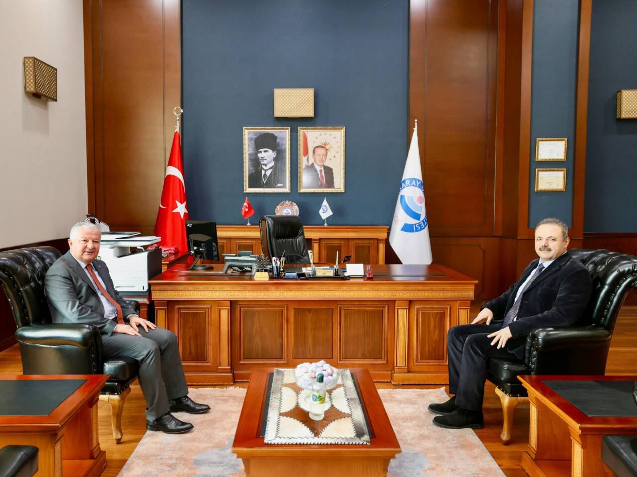 Aksaray Valisi Murat Duru, Aksaray Üniversitesi (ASÜ) Rektörü Prof. Dr.